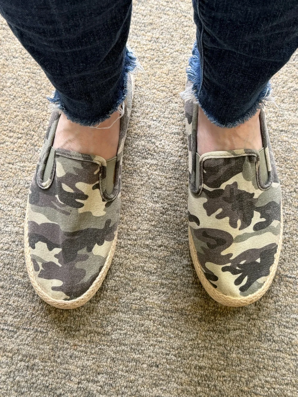 Esprit Green and Brown Camo Espadrille Slip-Ons Sz 9.5